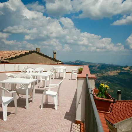 Frühstückspension L'infinito Castroregio